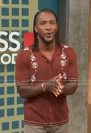 Scott's brown floral embroidered shirt on Access Hollywood