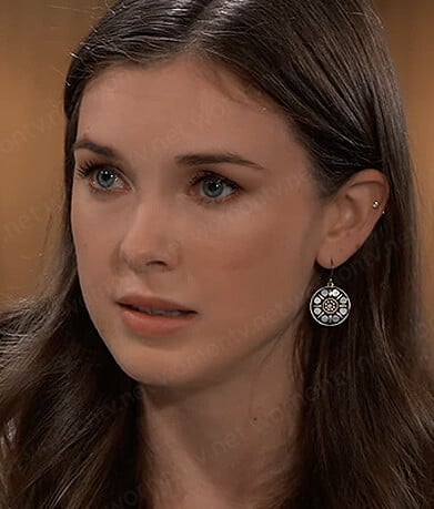 Willow's circle drop earrings on General Hospital