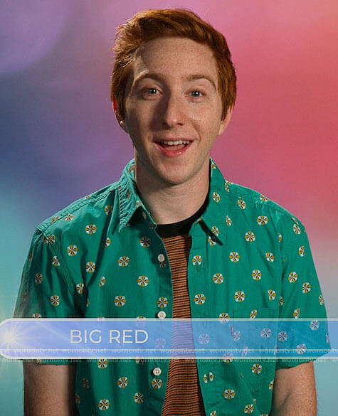 Big Red's green printed shirt on High School Musical The Musical The Series