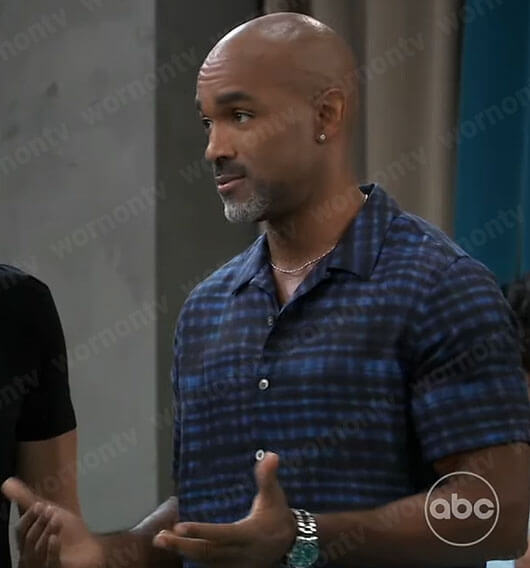 Curtis's blue checked shirt on General Hospital