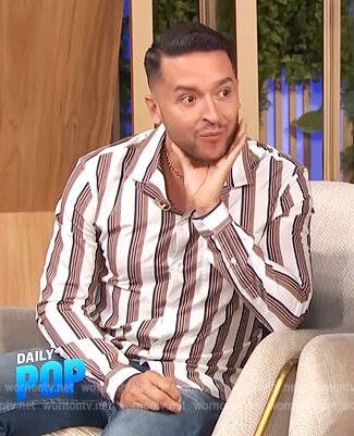 Jai Rodriguez's striped shirt on E! News Daily Pop
