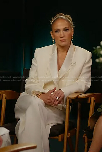 Jennifer Lopez's white blazer and pants on Today