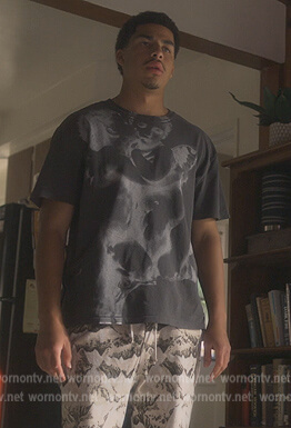 Juniors black marble print tee on Grown-ish