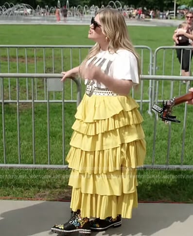 Kelly's yellow ruffle tiered skirt on The Kelly Clarkson Show