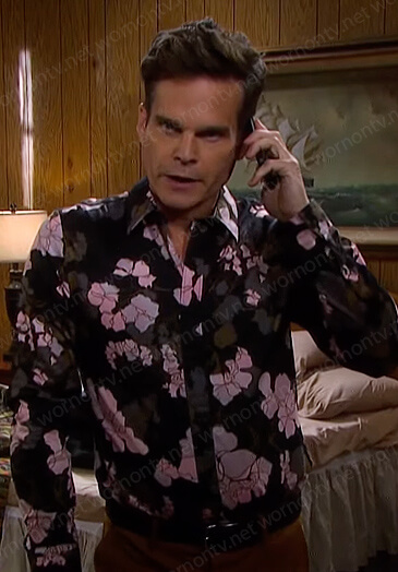 Leo's black floral shirt on Days of our Lives