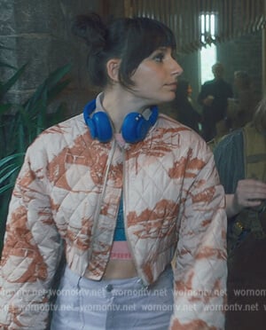 Musa's quilted print jacket on Fate The Winx Saga