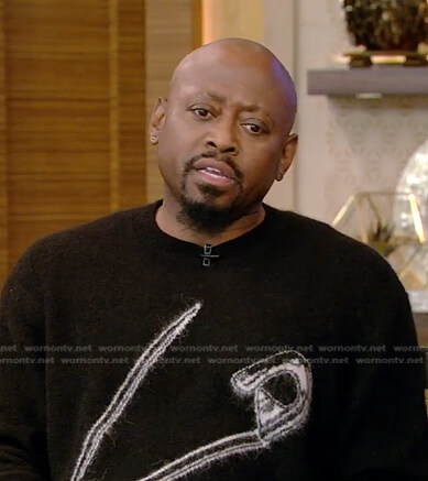 Omar Epps's black safety pin sweater on Live with Kelly and Ryan
