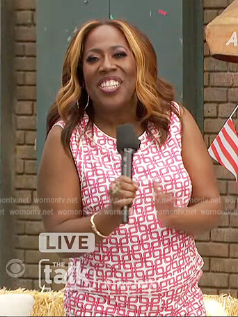 Sheryl's geometric print top and pants on The Talk