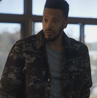 Lewis's black printed shirt on Reasonable Doubt