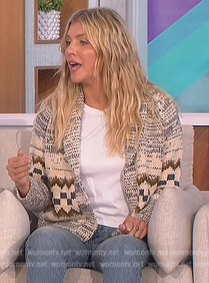 Amanda's check cardigan on The Talk