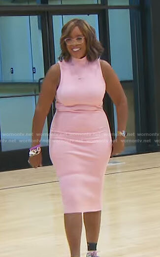 Gayle King's light pink sleeveless dress on CBS Mornings