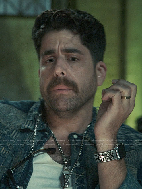 Harry's Apple watch band on The Equalizer