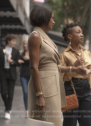 Jax's beige sleeveless coat on Reasonable Doubt