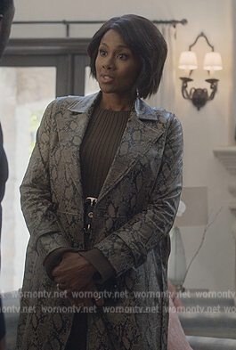 Jax's snake skin leather coat on Reasonable Doubt