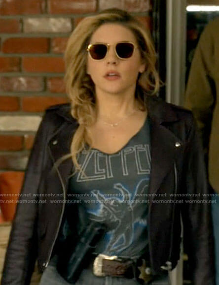Jenny's Led Zeppelin t-shirt silver chain necklace on Big Sky