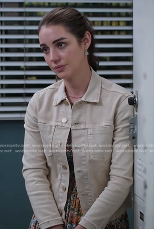 Jules's beige denim jacket on Greys Anatomy