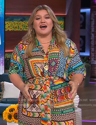 Kelly's mixed print jumpsuit on The Kelly Clarkson Show
