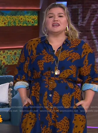 Kelly's blue printed shirtdress on The Kelly Clarkson Show