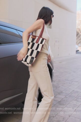 Kendal's checkerboard tote on The Kardashians