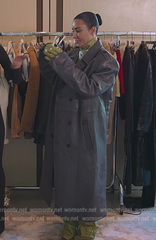 Kim's gray leather trench coat on The Kardashians