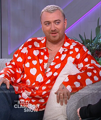 Sam Smith's red heart print satin shirt on The Kelly Clarkson Show