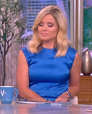 Sara's blue satin top and pants on The View
