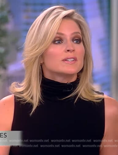 Sara's yellow satin utility pants on The View