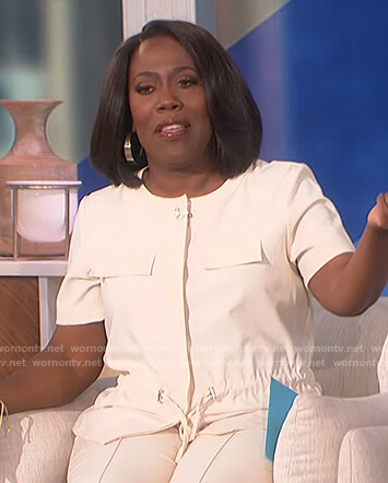 Sheryl's drawstring utility jacket on The Talk