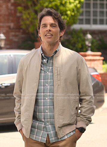 Ben's beige bomber jacket on Dead to Me