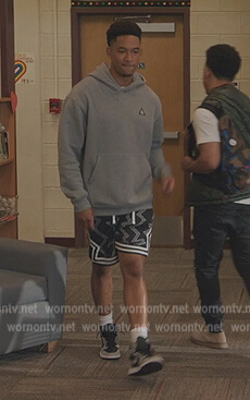 Damon's black zig-zag print shorts on All American Homecoming