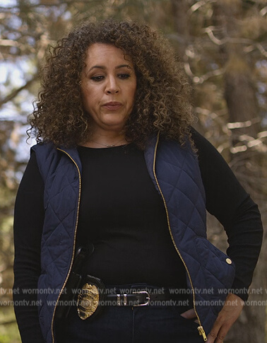 Detective Prerez's quilted vest on Dead to Me