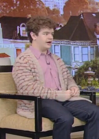Gaten's beige knit cardigan on Live with Kelly and Ryan
