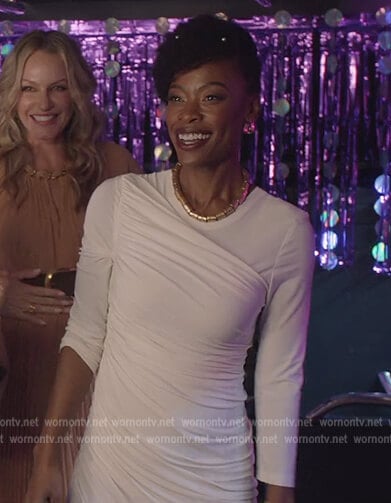 Grace's white ruched asymmetric dress on All American