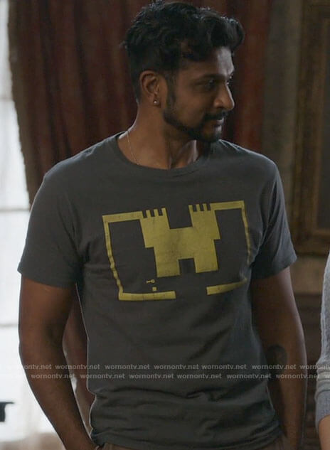 Jay's Atari t-shirt on Ghosts