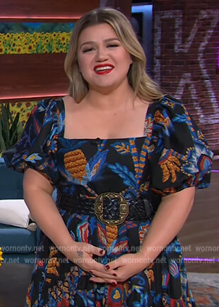 Kelly's black printed square neck dress on The Kelly Clarkson Show