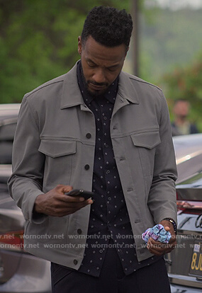 Lewis's gray button down jacket on Reasonable Doubt