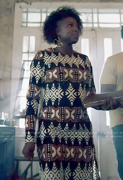 Nova's black printed long sleeve maxi dress on Queen Sugar