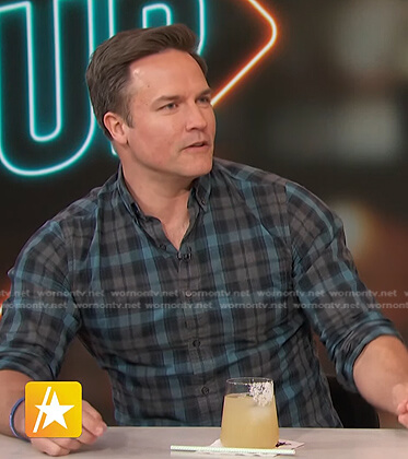 Scott's grey plaid shirt on Access Hollywood