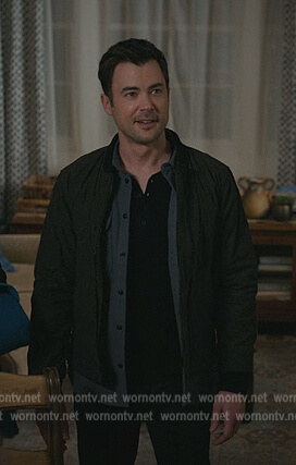 Zeke's green quilted bomber jacket on Manifest