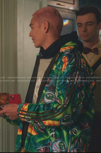 Aki's green printed jacket on Gossip Girl