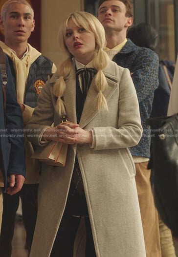 Audrey's grey coat on Gossip Girl