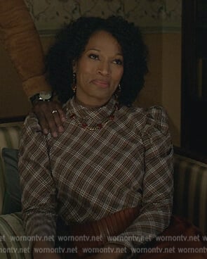 Bridget's plaid top on Stargirl