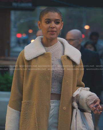 Julien's beige shearling coat on Gossip Girl