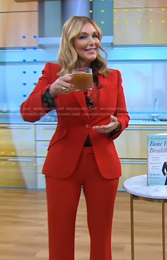 Dr. Kellyann Petrucci's red blazer on Good Morning America