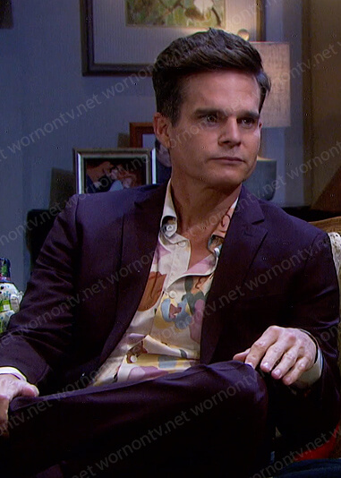 Leo's floral print shirt on Days of our Lives