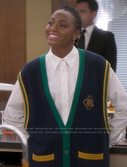 Whitney's oversized sweater vest on The Sex Lives of College Girls