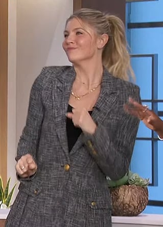 Amanda's gray tweed blazer and pants on The Talk