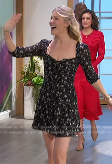 Amanda's black floral print mini dress on The Talk