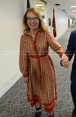 Gabby Giffords's beige chain print shirtdress on Good Morning America
