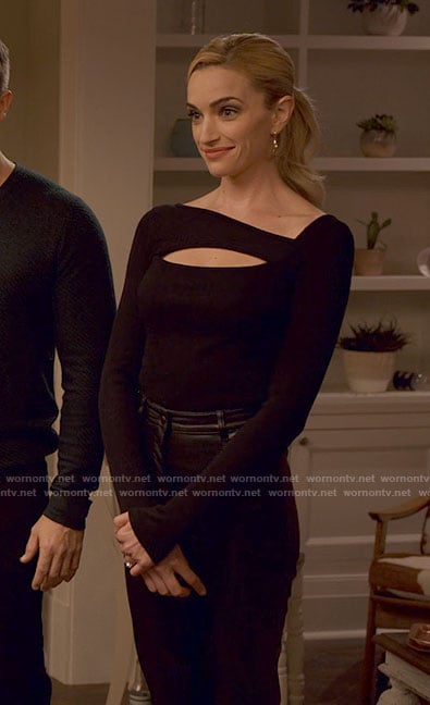 Georgia's black cutout top on Ginny & Georgia